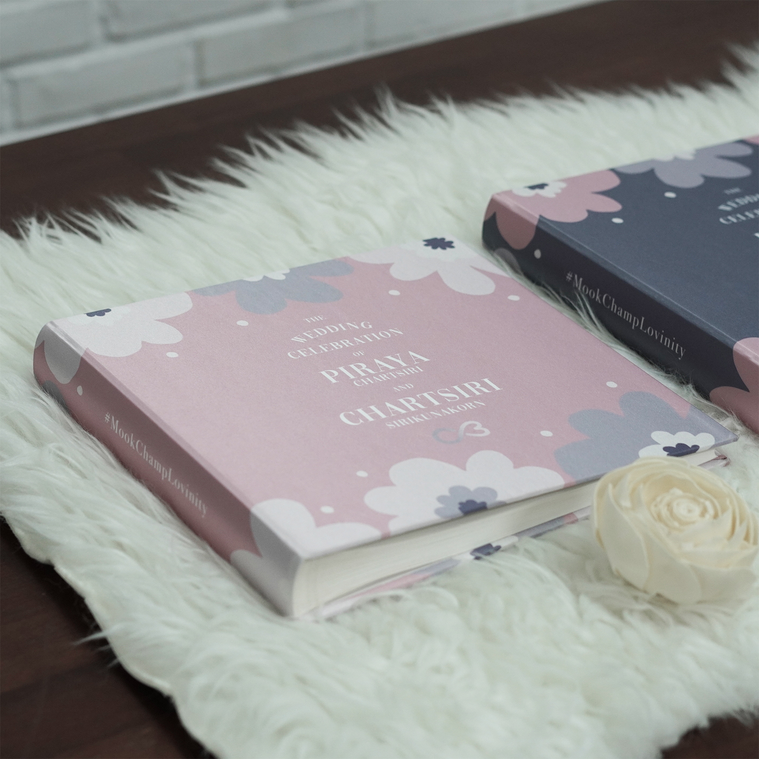 สมุดเซ็น สมุดอวยพร แบบสั่งทำใส่ชื่อ ลาย Big Flower