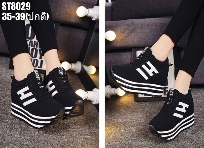 รองเท้าผ้าใบเสริมส้นแต่งแถบ (สีขาว)