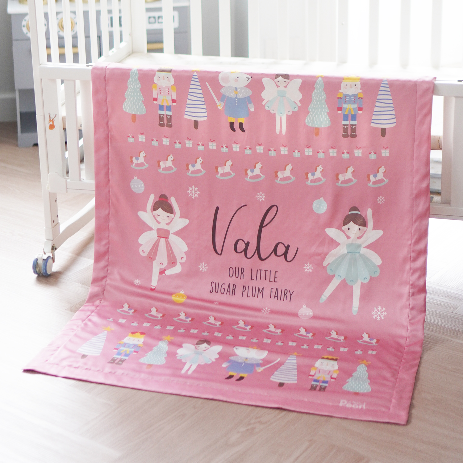 ผ้าห่มสั่งทำใส่ชื่อ The Nutcracker and the Sugar Plum Fairy - Pink