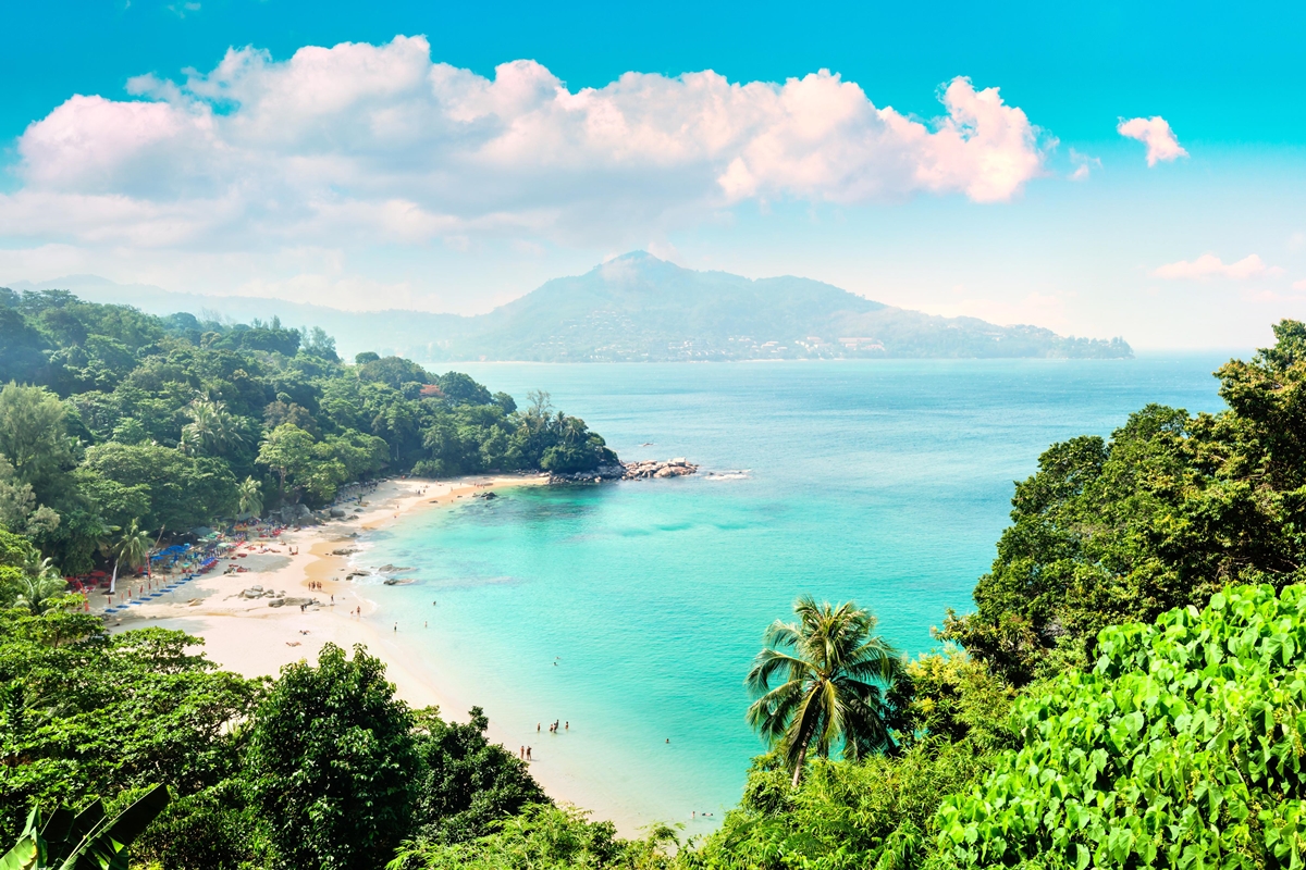 ขายโรงแรมหรู ระดับ 5 ดาว ขนาด 179 ห้อง ใกล้หาดกมลา ภูเก็ต 350 เมตร