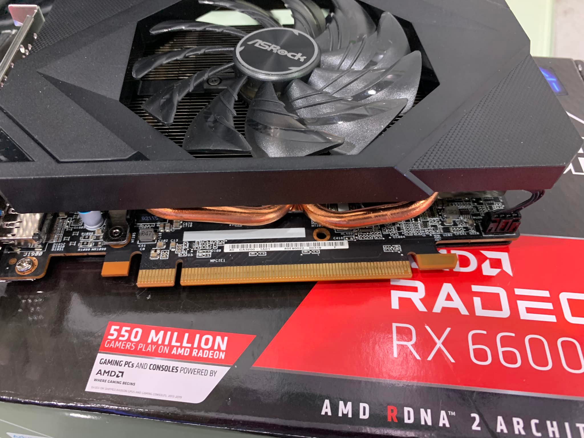 ASROCK AMD Radeon RX 6600 XT Challenger Pro 8GB OC มือสอง สภาพของใหม่ประกันเกือบ3ปี