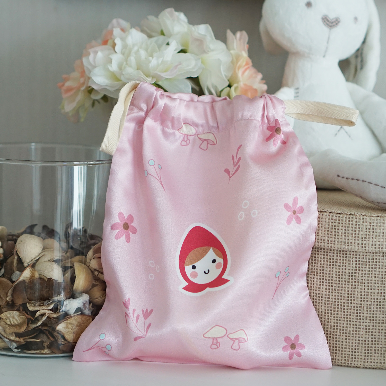 ผ้าคลุมให้นม สั่งทำใส่ชือ ลาย Little Red Riding Hood - Pink