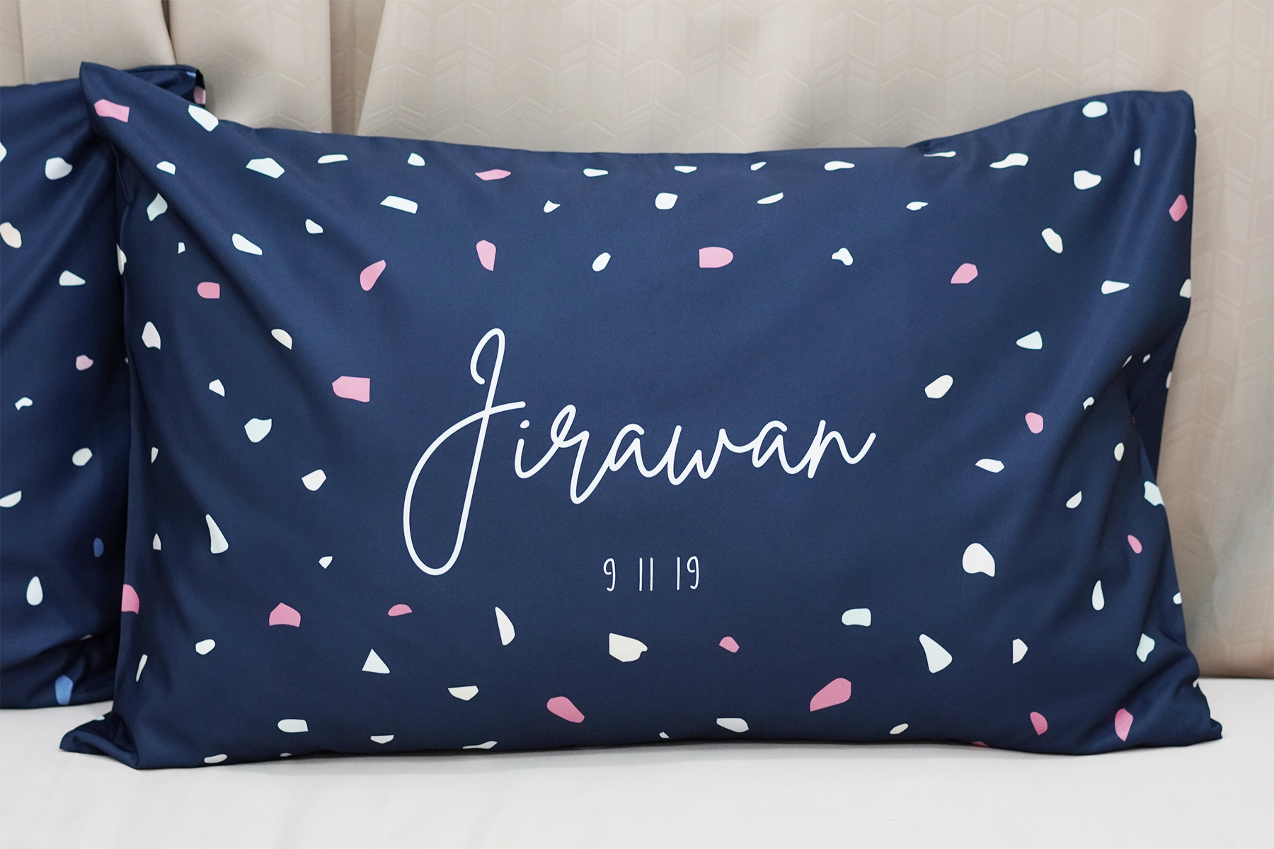 ปลอกหมอนหนุนคู่ พิมพ์ลายเต็มผืน Terrazzo - Navy