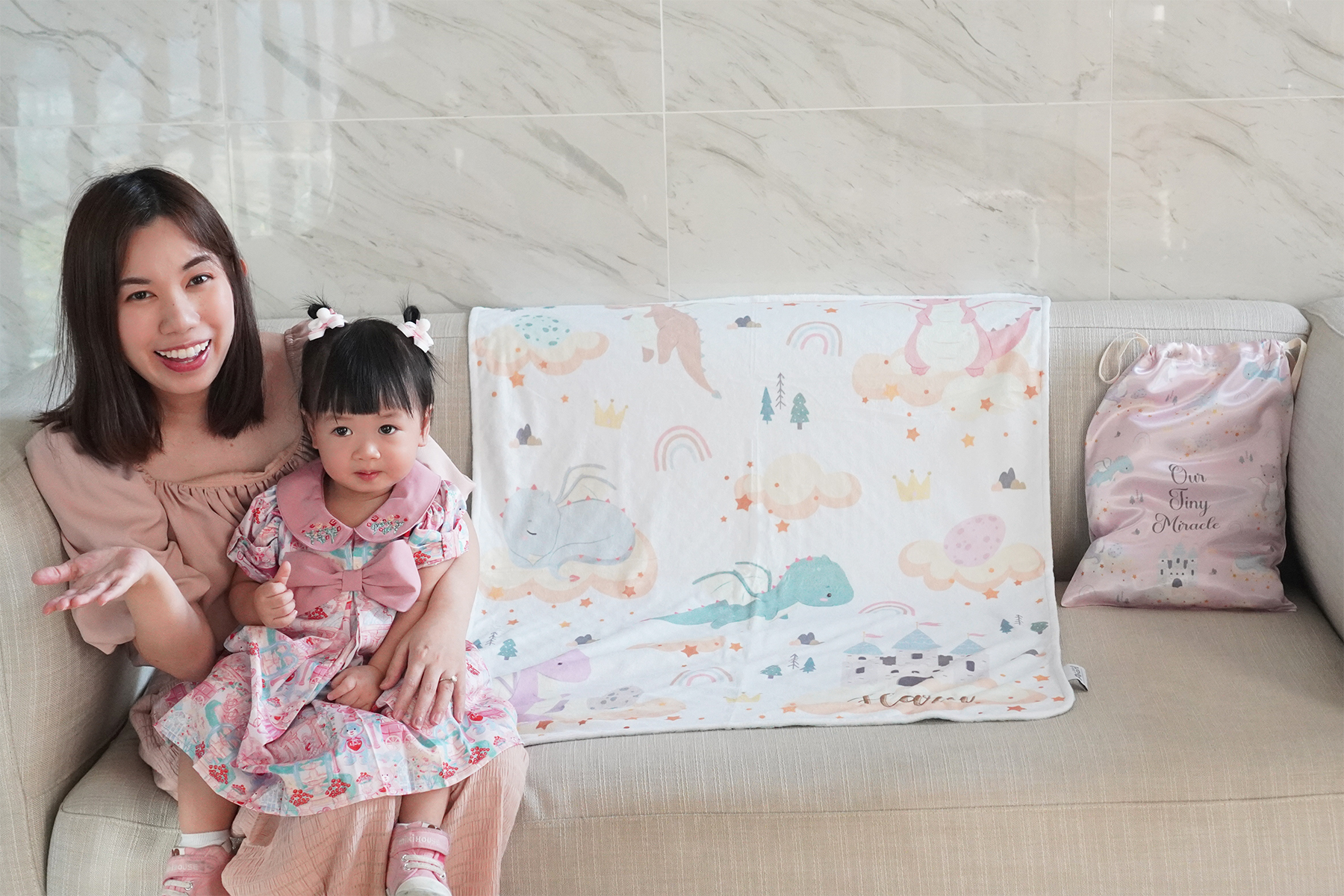 ผ้าห่ม Minky ลาย Dragon 75x100cm แบบปักชื่อ ด้านหลังสีชมพู