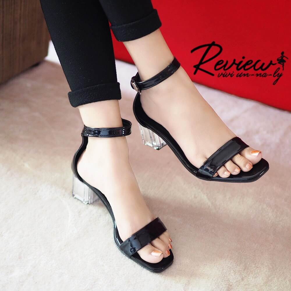 รองเท้า LV Moonlight (สีครีม)