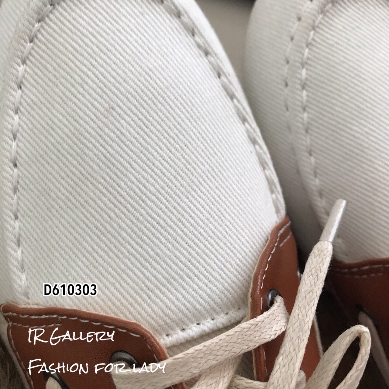 รองเท้าผ้าใบทูโทนสไตล์ Moccasin (สีกรม)