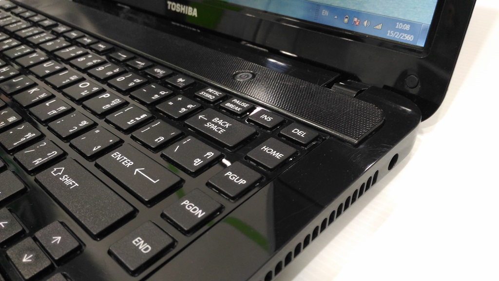 TOSHIBA Satellite L840