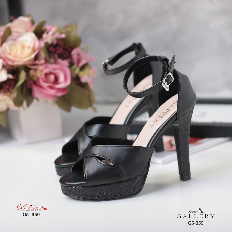 รองเท้าส้นสูงรัดข้อแต่งส้นกลิตเตอร์ (สีดำ)