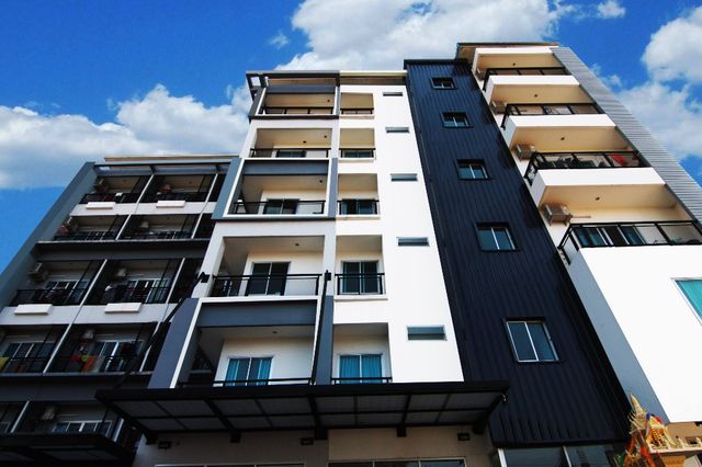 Looking to buy an apartment of 50 rooms or more throughout Thailand and other countries