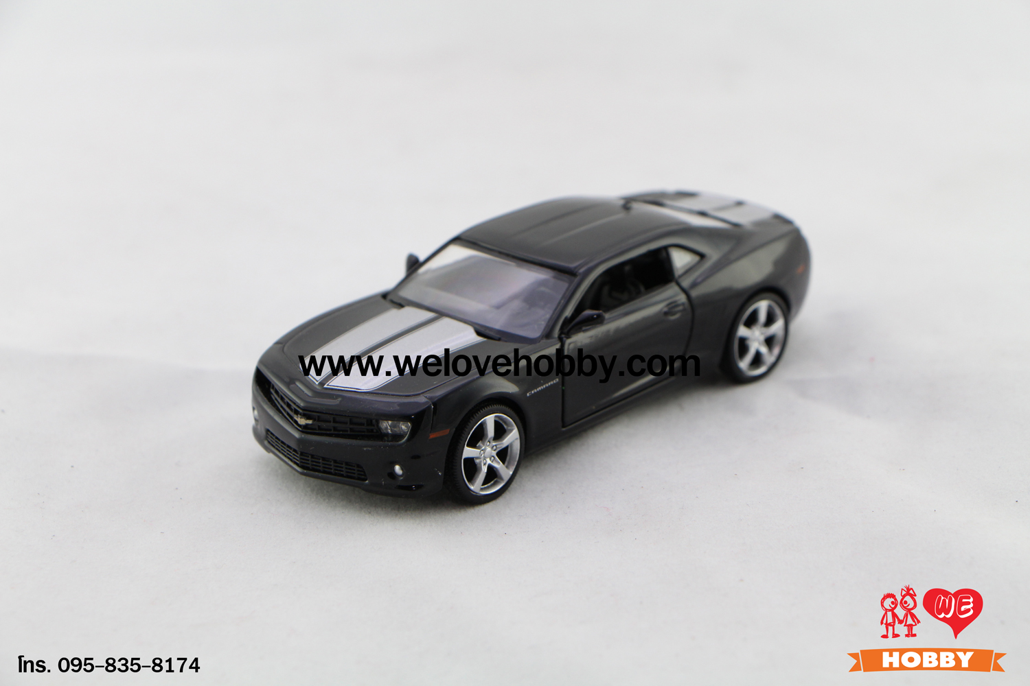 โมเดลรถ 2010 Chevrolet Chevy Camaro สีดำ Scale 1:36