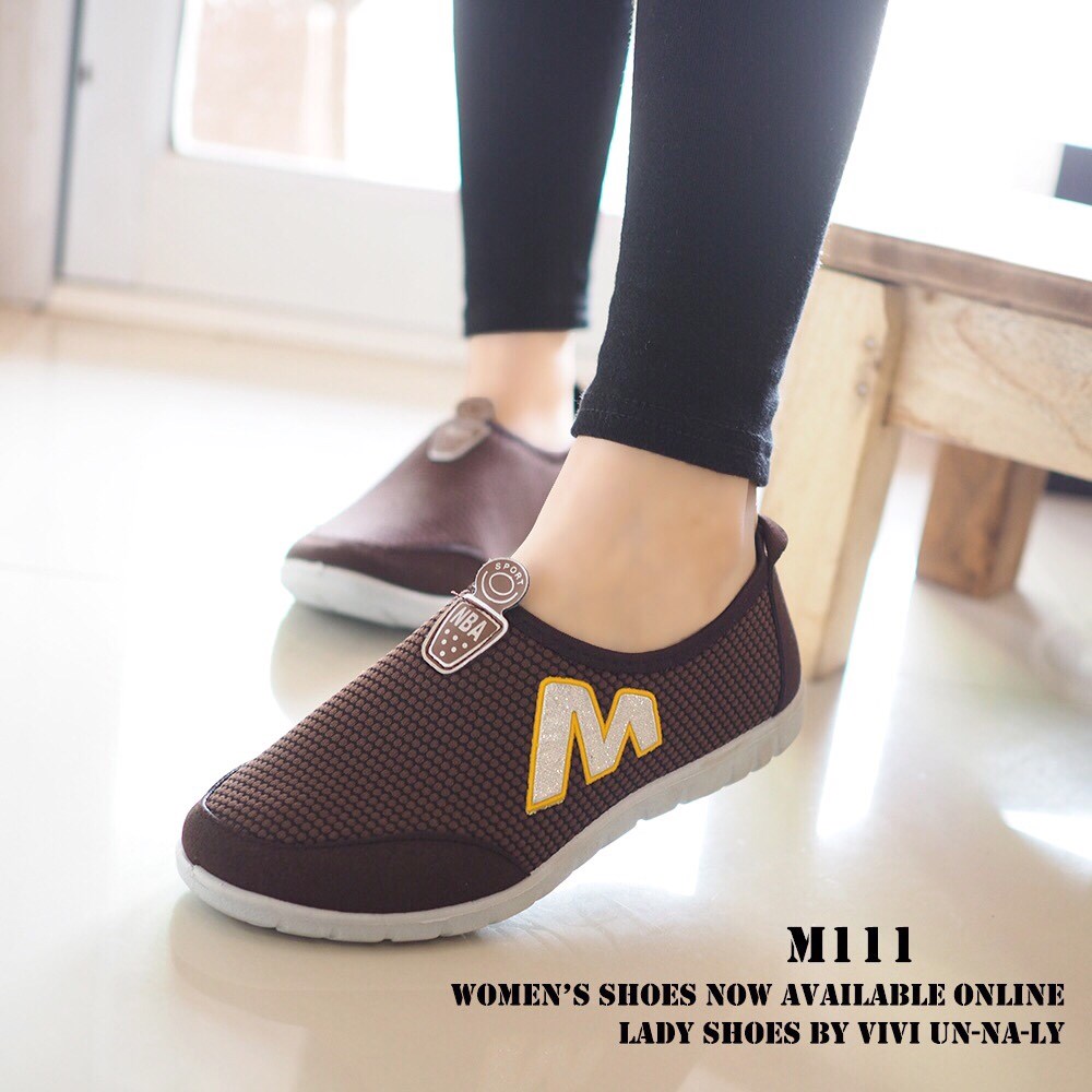 พร้อมส่ง : รองเท้าสไตล์แอโรบิค (สีน้ำตาล)