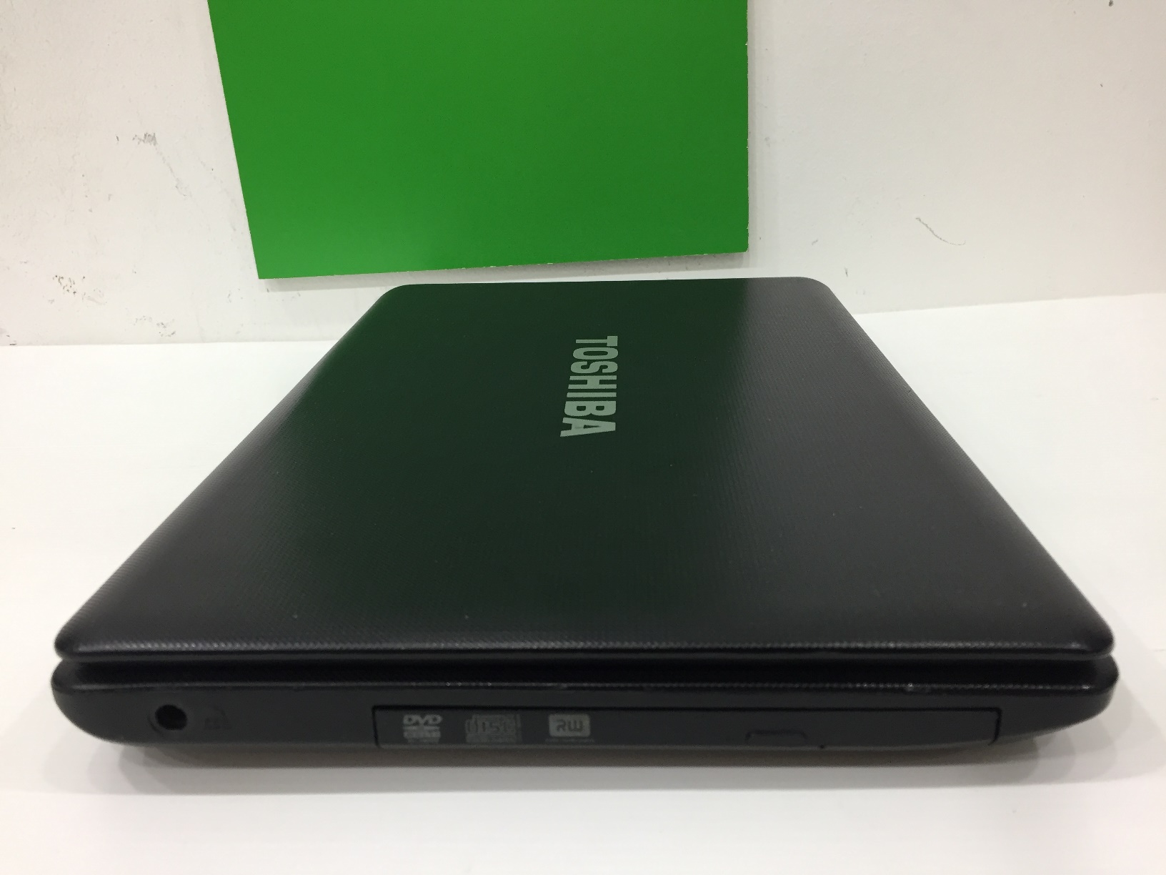 TOSHIBA Satellite C640