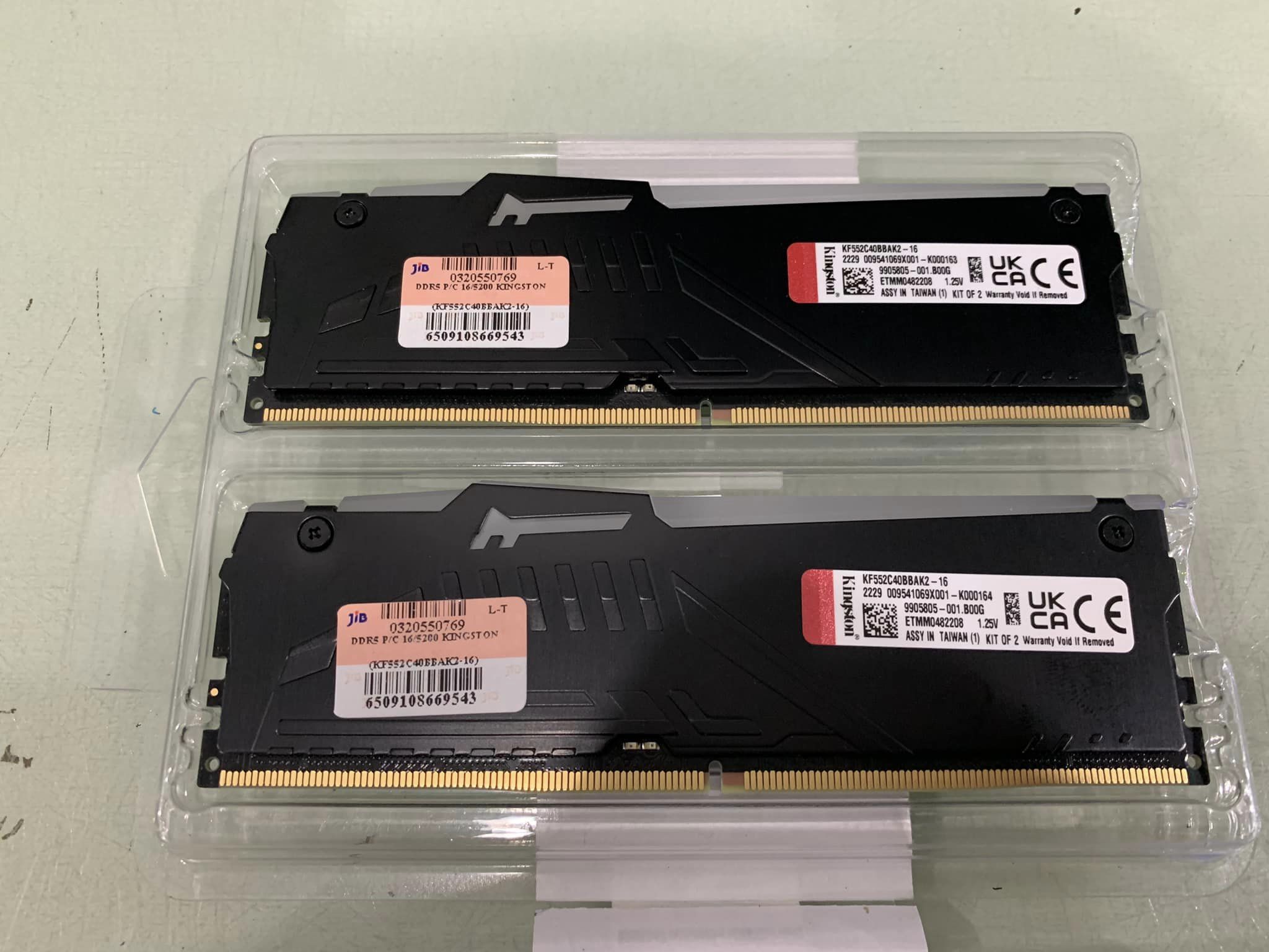 16GB (8GBx2) DDR5 5200MHz RAM KINGSTON FURY BEAST DDR5 RGB (BLACK) (KF552C40BBAK2-16)