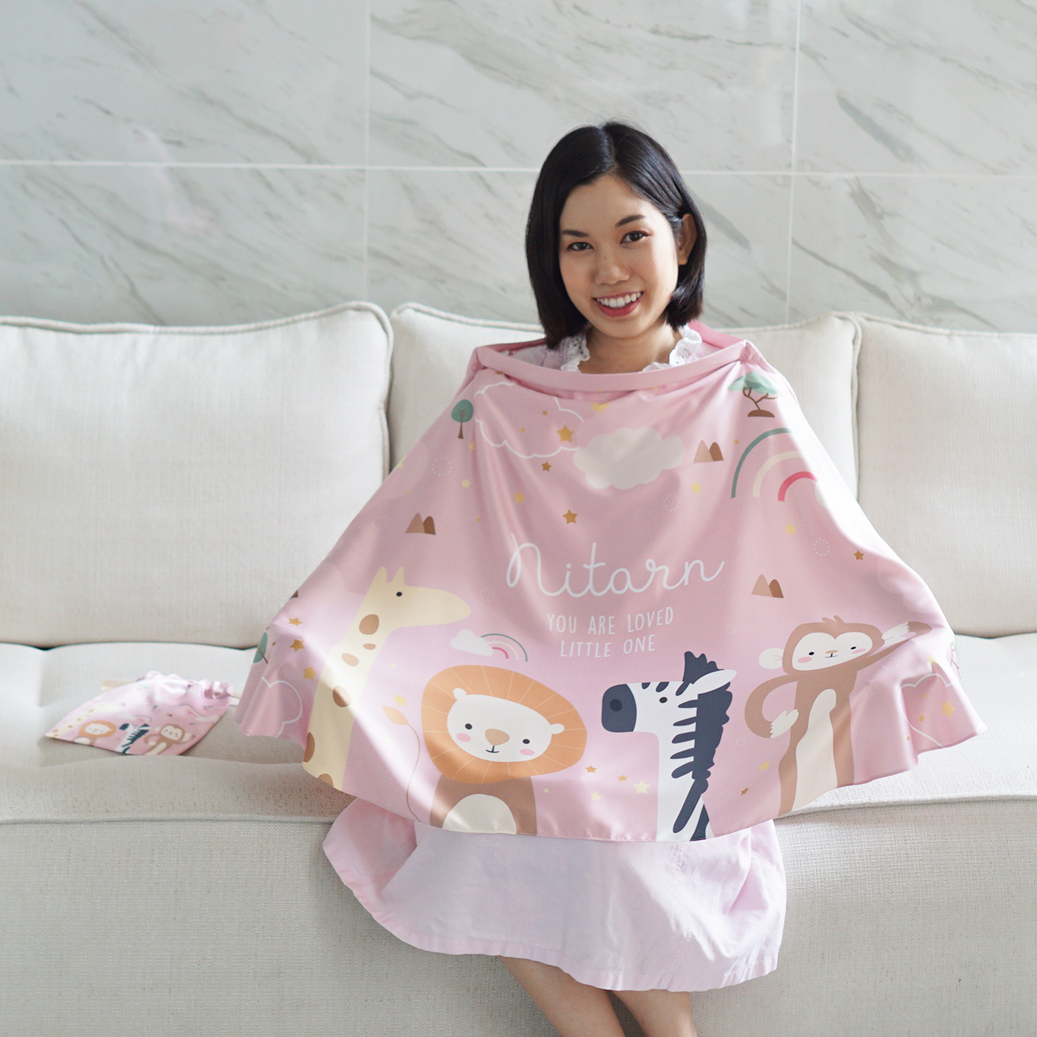 ผ้าคลุมให้นม สั่งทำใส่ชือ ลาย Safari - Pink