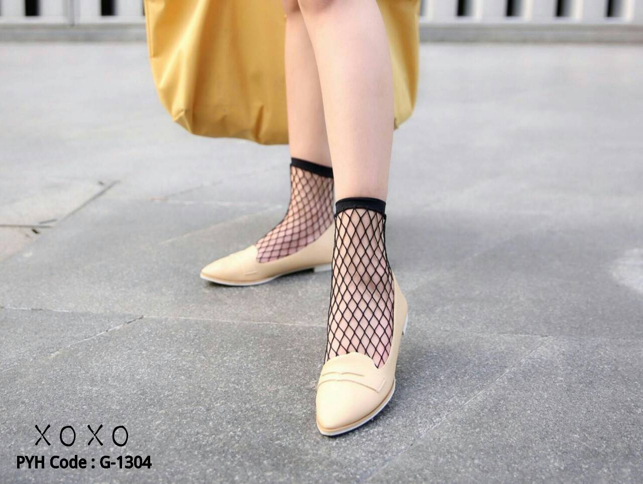 รองเท้าคัทชูทรงหน้าวี Style Tod (สีครีม)