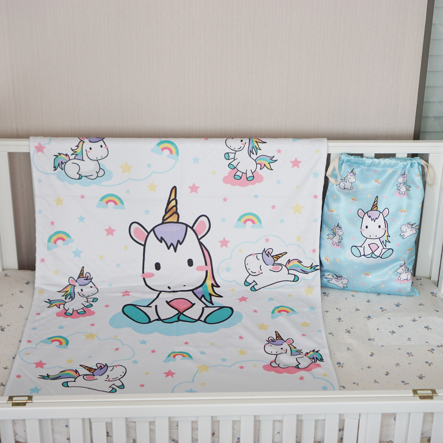 ผ้าห่ม Minky 75x100cm พร้อมส่ง ลาย Unicorn