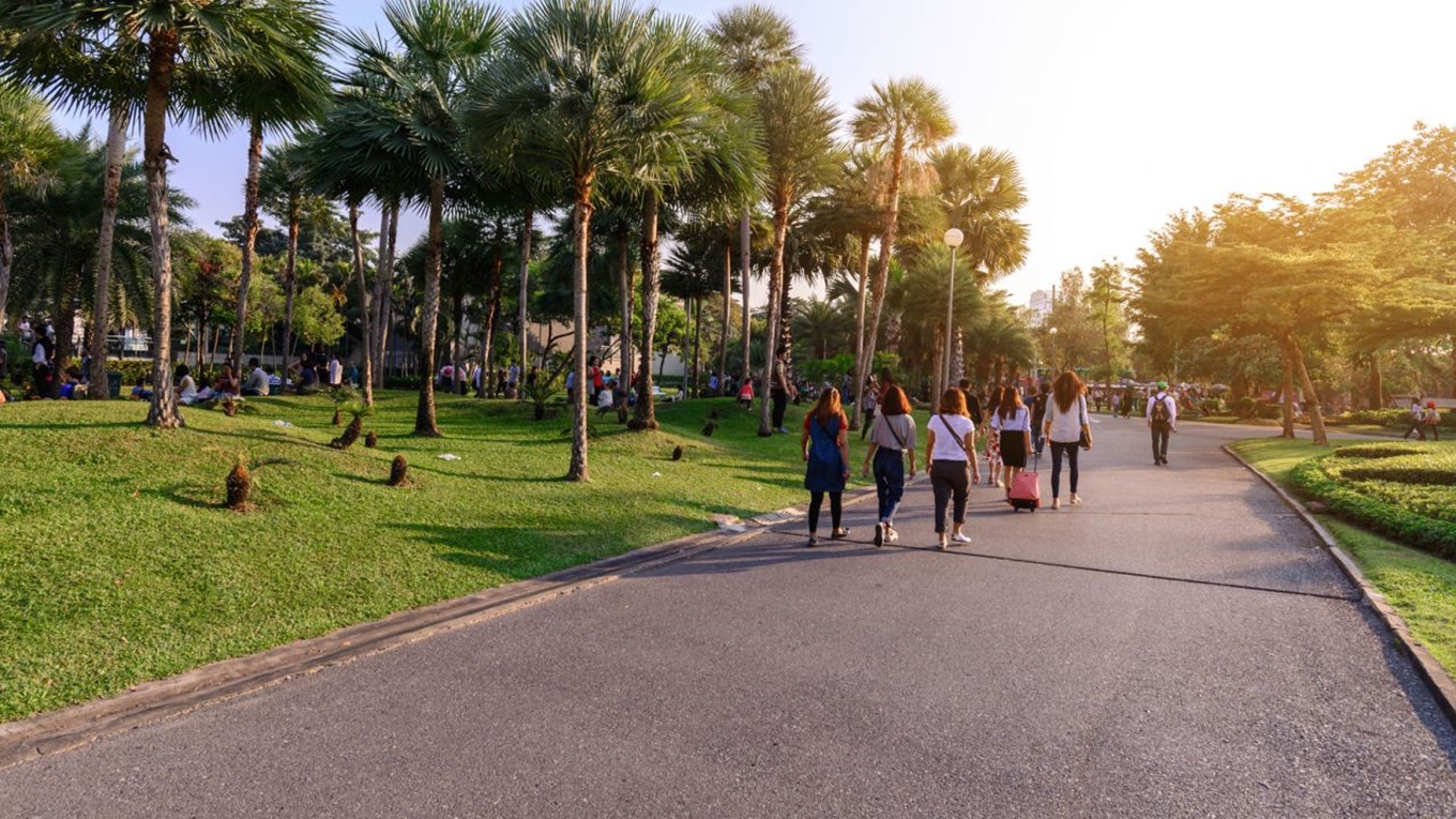 อาคารเล้าเป้งง้วน ทาวเวอร์ 1 สำนักงานให้เช่า ติดถนนวิภาวดีรังสิต ใกล้ห้าแยกลาดพร้าว และ ใกล้สวนจตุจักร