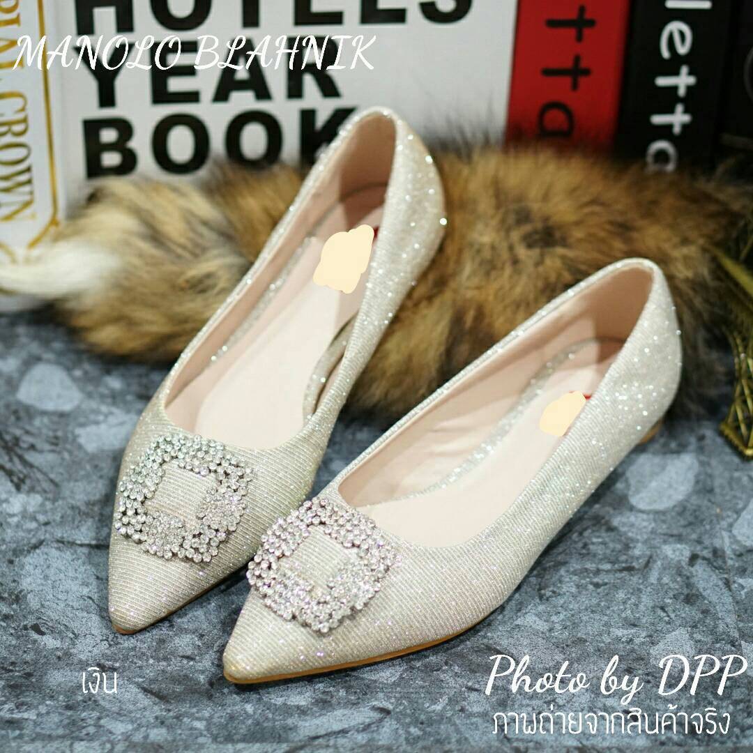 พร้อมส่ง : รองเท้าแฟชั่น Manolo Blahnik Glitter Flat (สีเงิน)