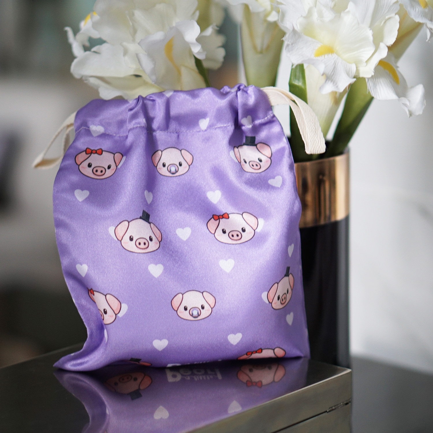 ผ้าคลุมให้นม สั่งทำใส่ชือ ลาย Piggy Family - Purple