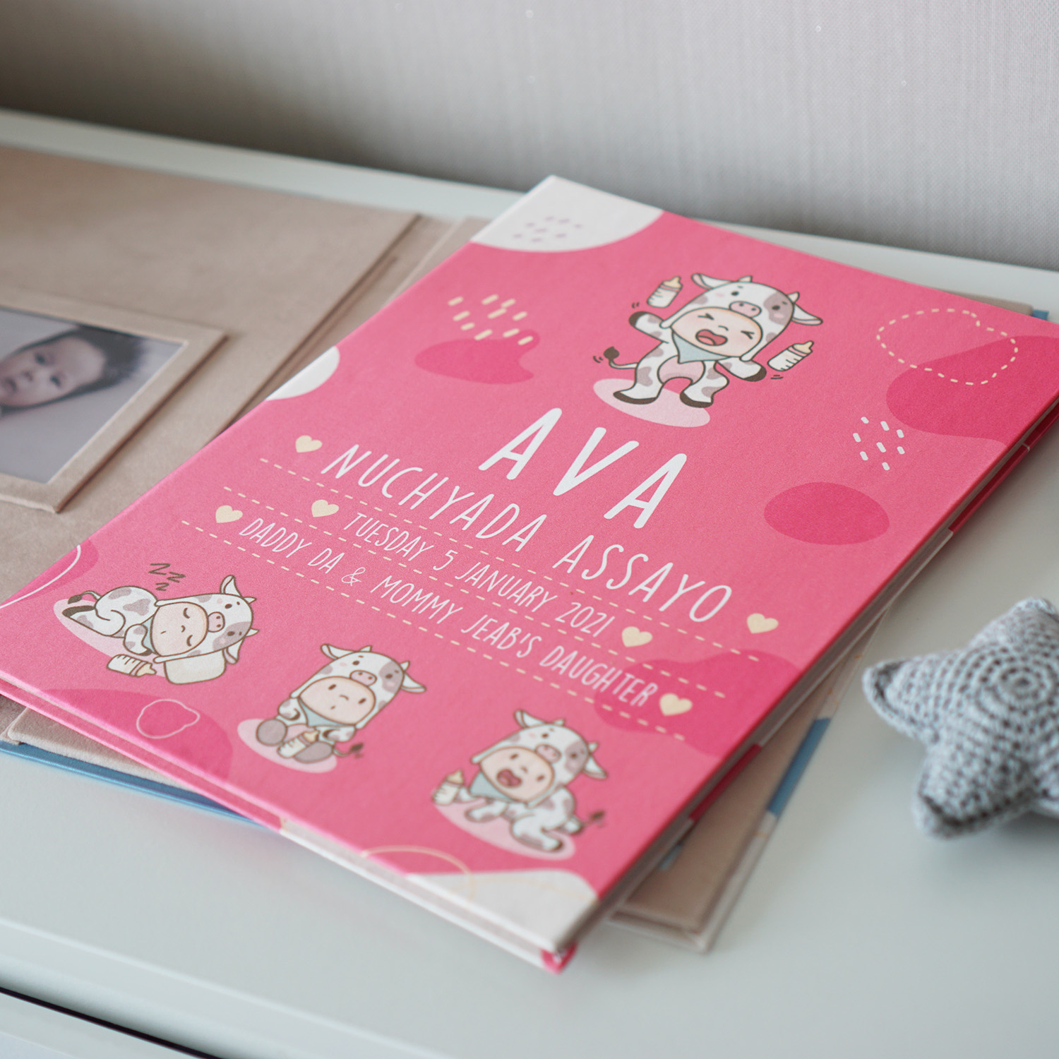 แฟ้มทะเบียนสมรส/สูติบัตร สั่งทำใส่ข้อความ ลาย Cow2 - Shocking Pink