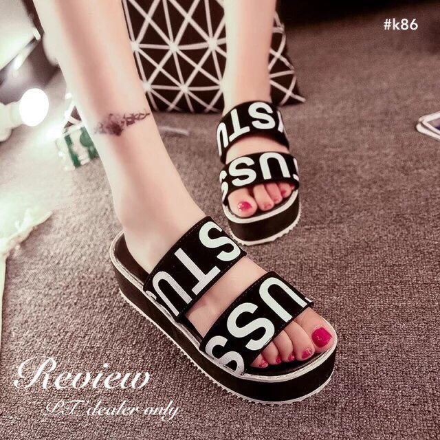 พร้อมส่ง : รองเท้าลำลองสไตล์เกาหลี