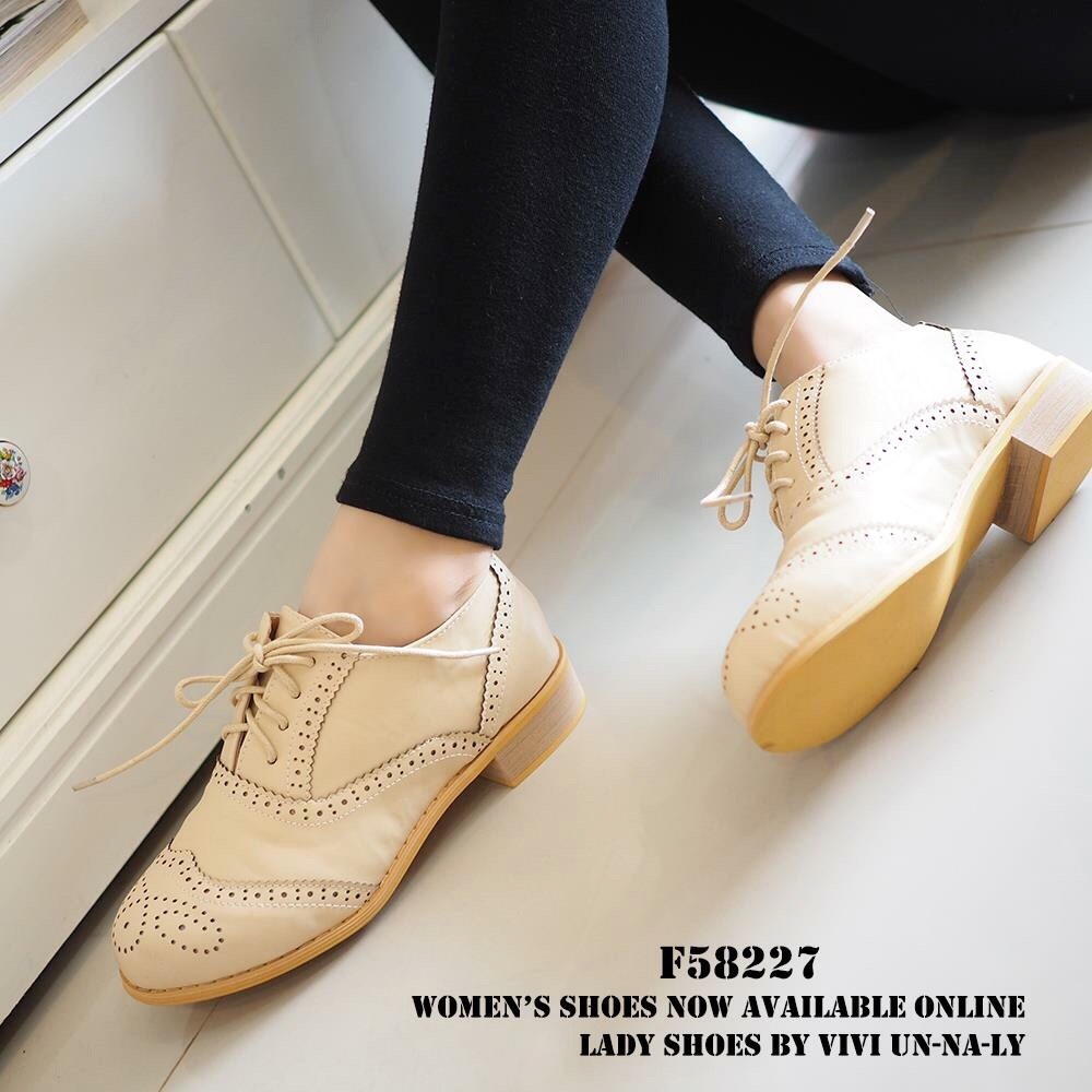 พร้อมส่ง : รองเท้า Oxford (สีครีม)