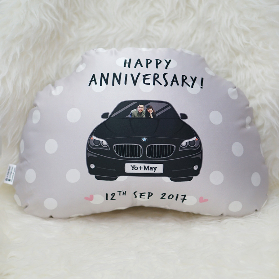 หมอนรถ BMW