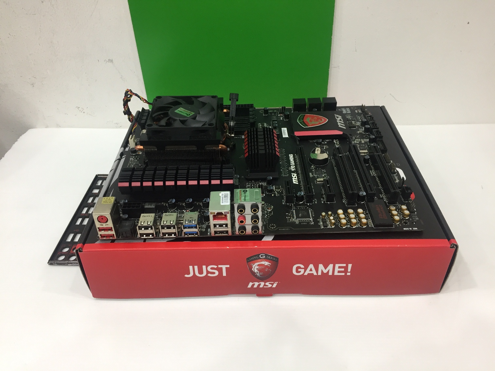 AMD FX8350 + MSI 970 Gaming