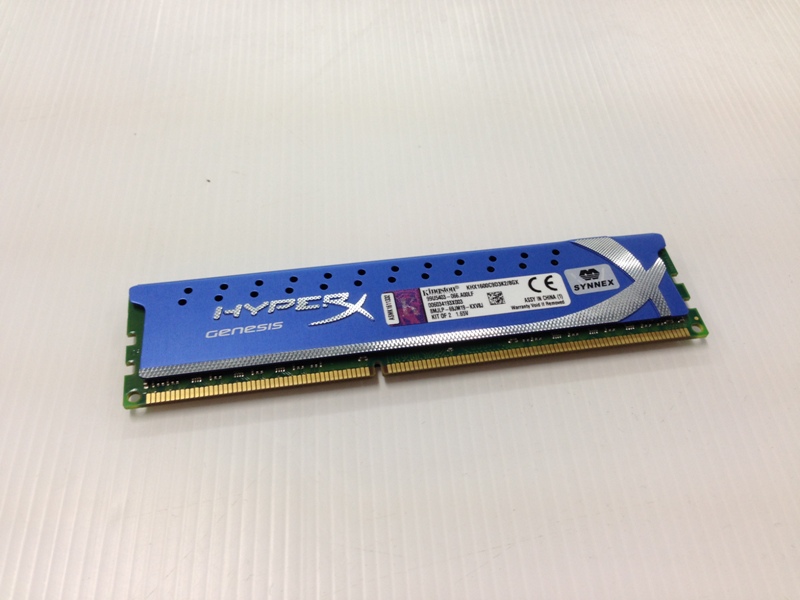 KINGSTON HyperX 4GB.