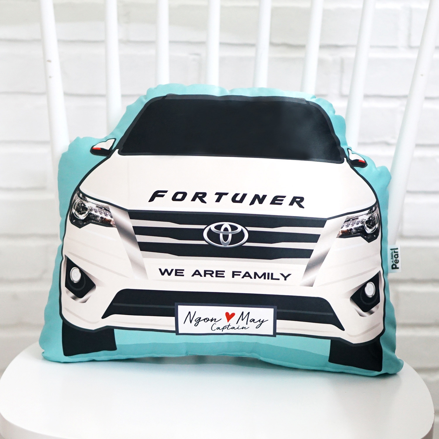หมอนรถ Toyota - Fortuner