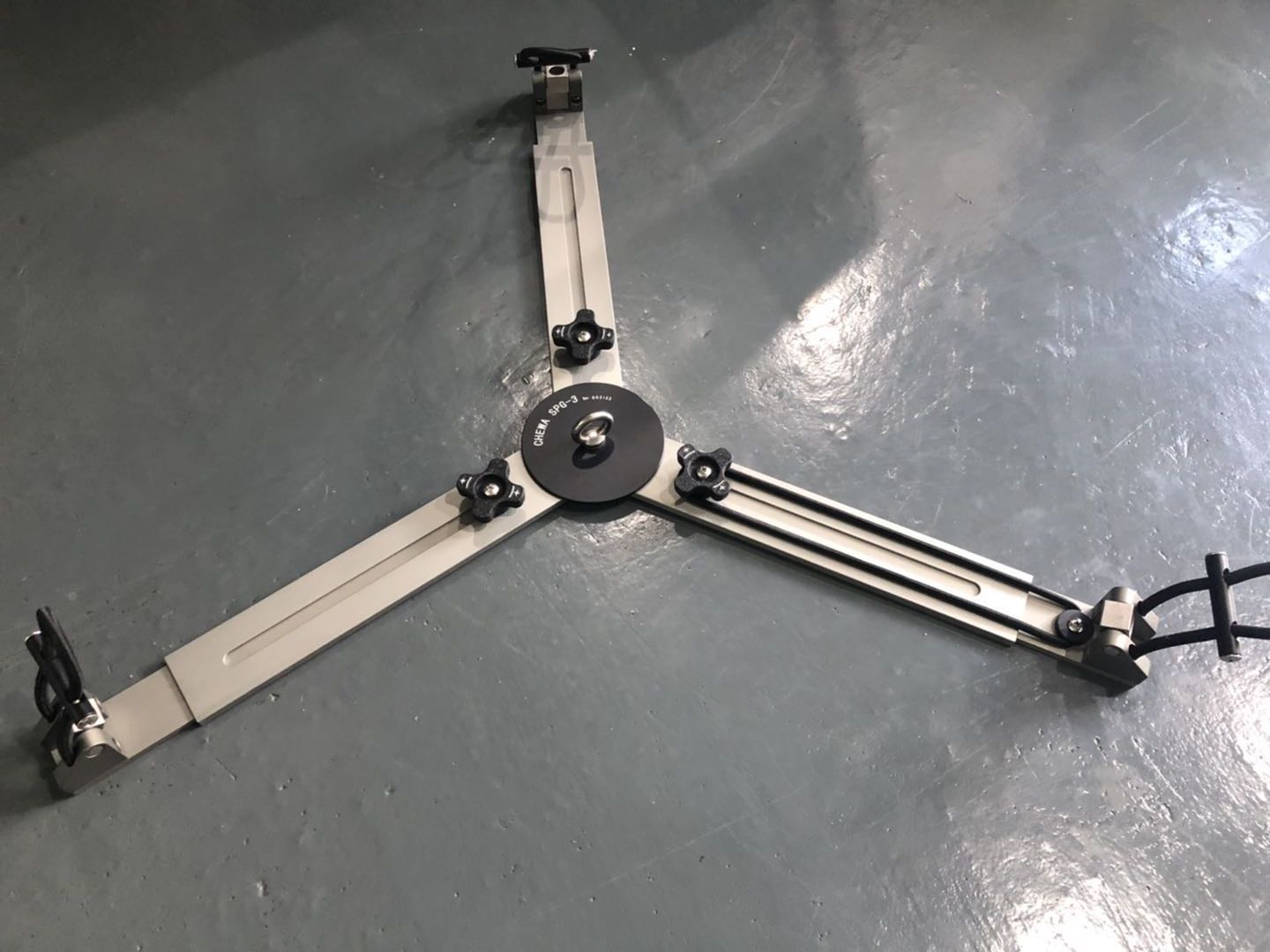Chewa Ground Spreader for C150 Tripod
