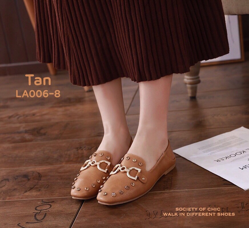 รองเท้าคัทชูนิ่มแต่งอะไหล่ (สีแดง)