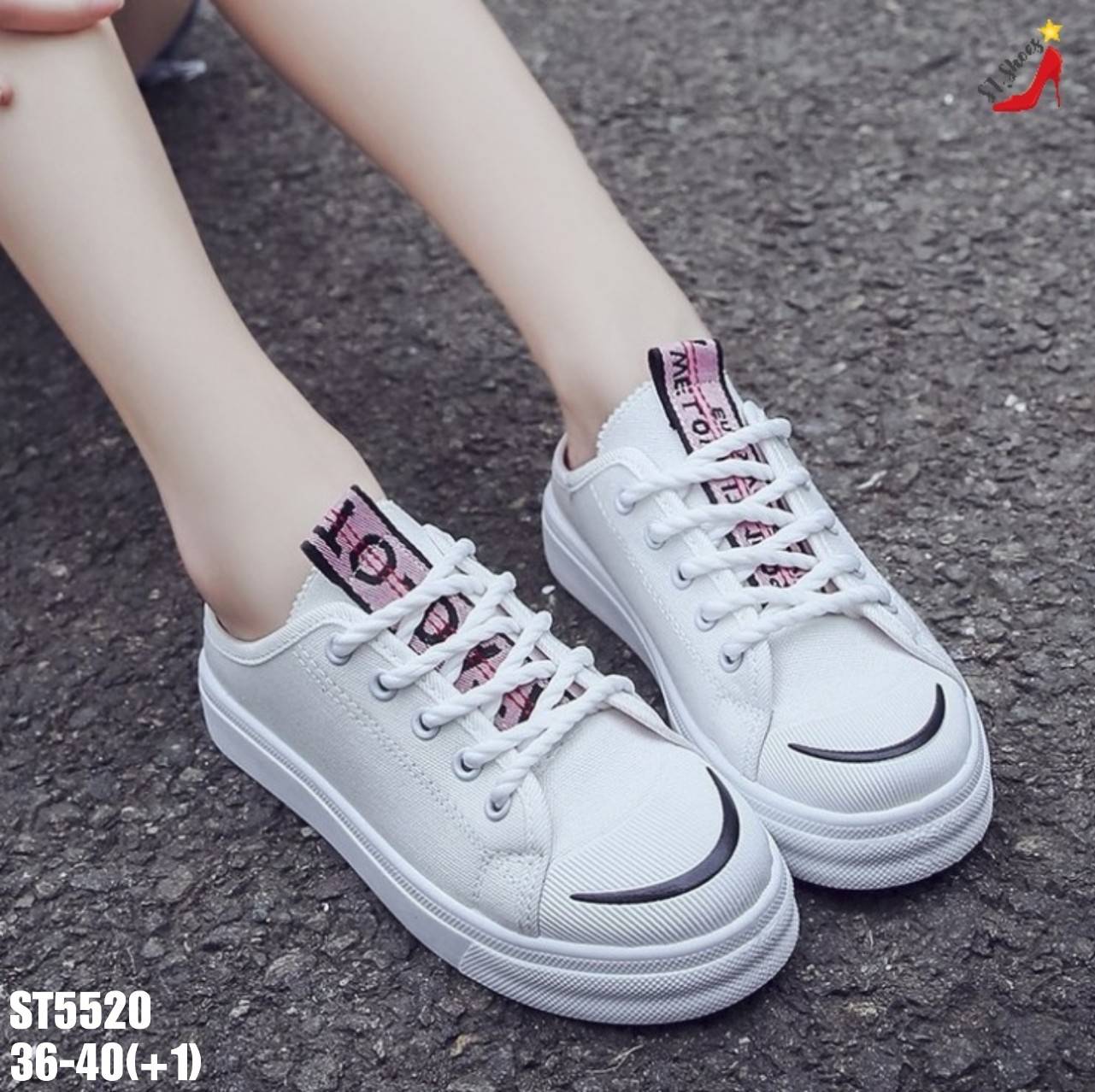 รองเท้าผ้าใบแคนวาสทรงเปิดท้าย (สีขาว)