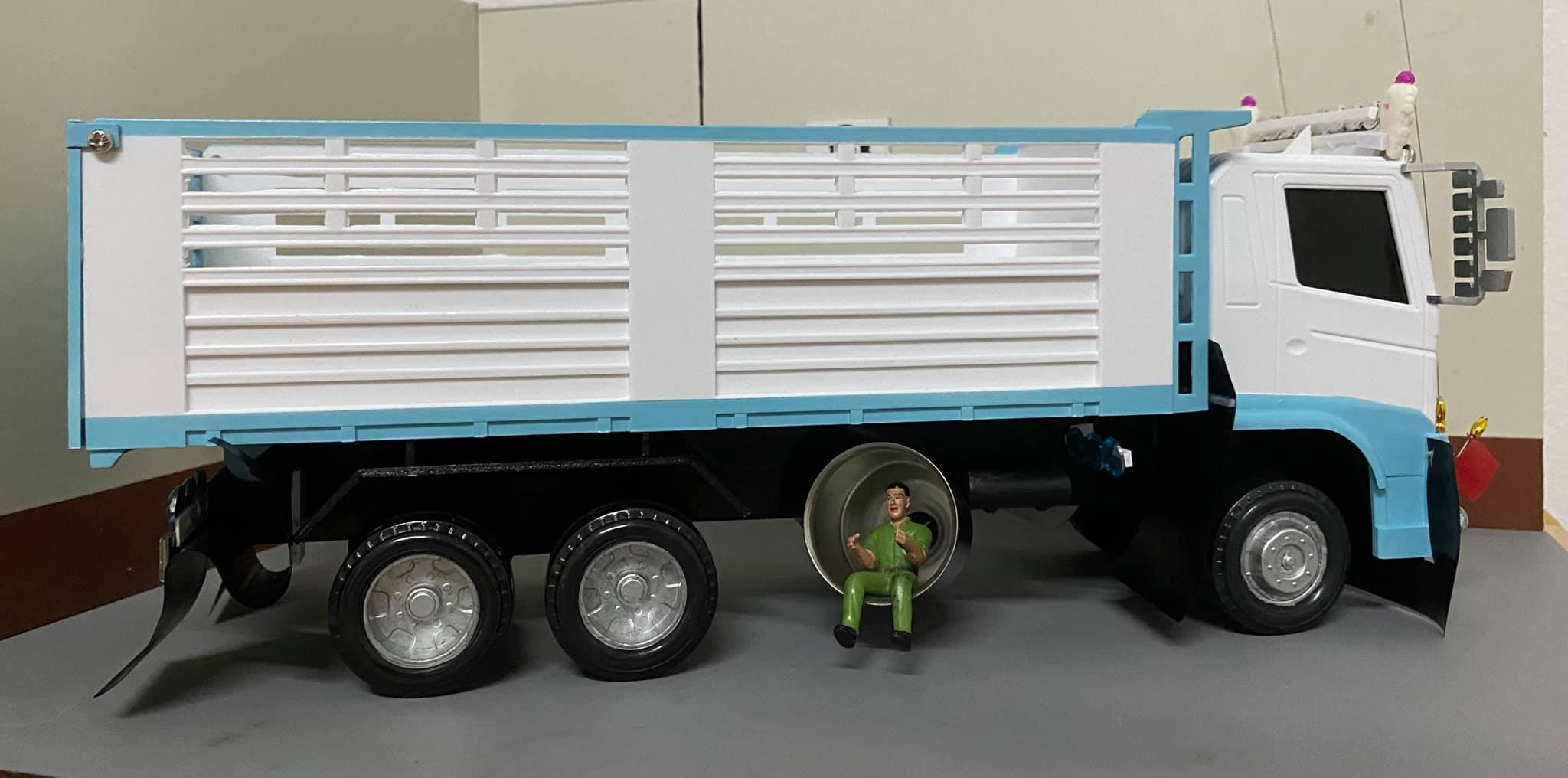 รถดั๊มพ์แต่ง สีขาวฟ้า Sky Blue สำเนา