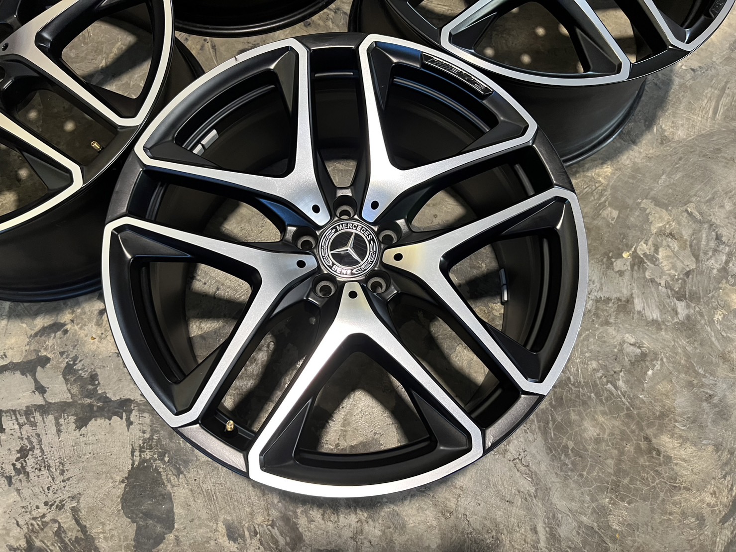 ล้อเบนซ์แท้ AMG FORGE GLE 63 W167 21" น้ำหนักเบา