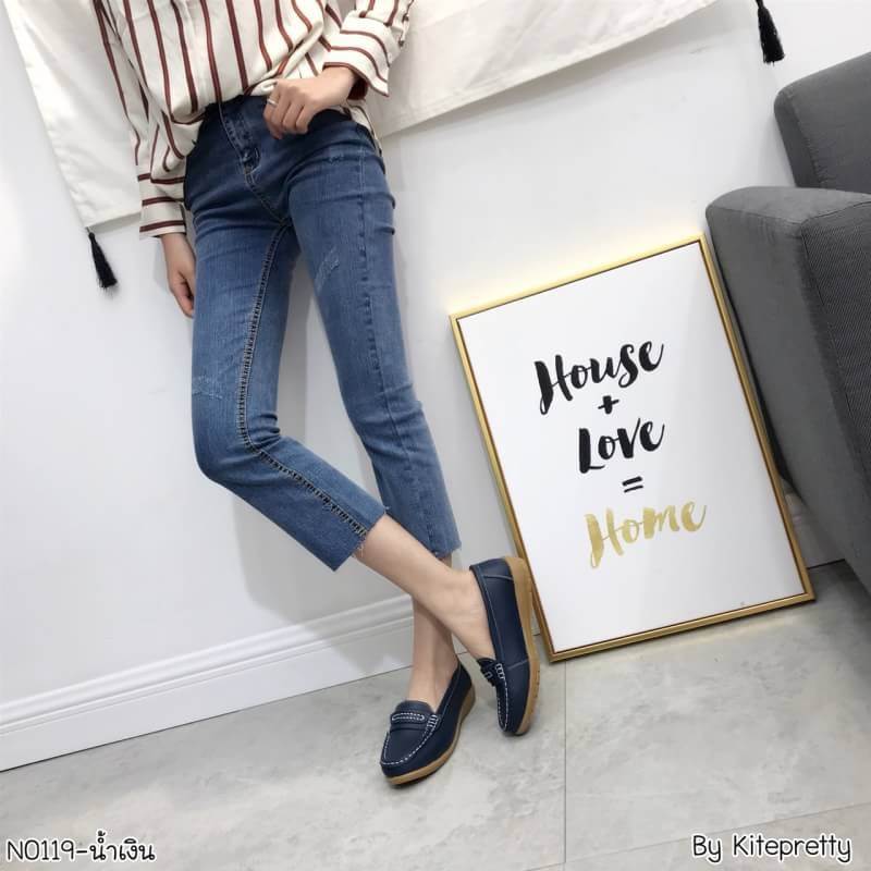 รองเท้าผ้าใบทรงคัทชูแบบสวม (สีเทา)