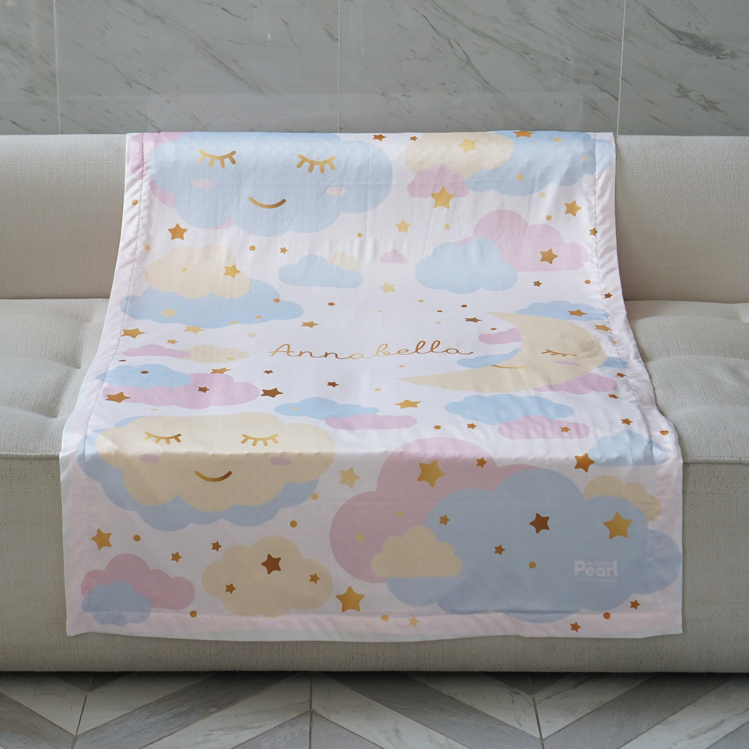 ผ้าห่ม สั่งทำใส่ชื่อ ลาย Moon - White