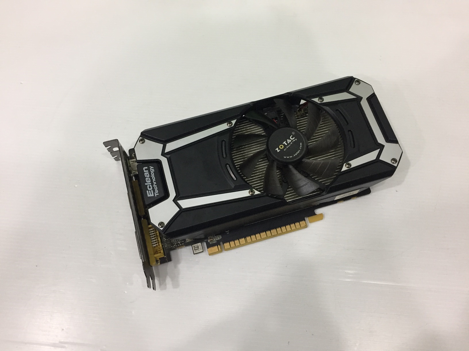 ZOTAC GTX750Ti 2GB. DDR-5