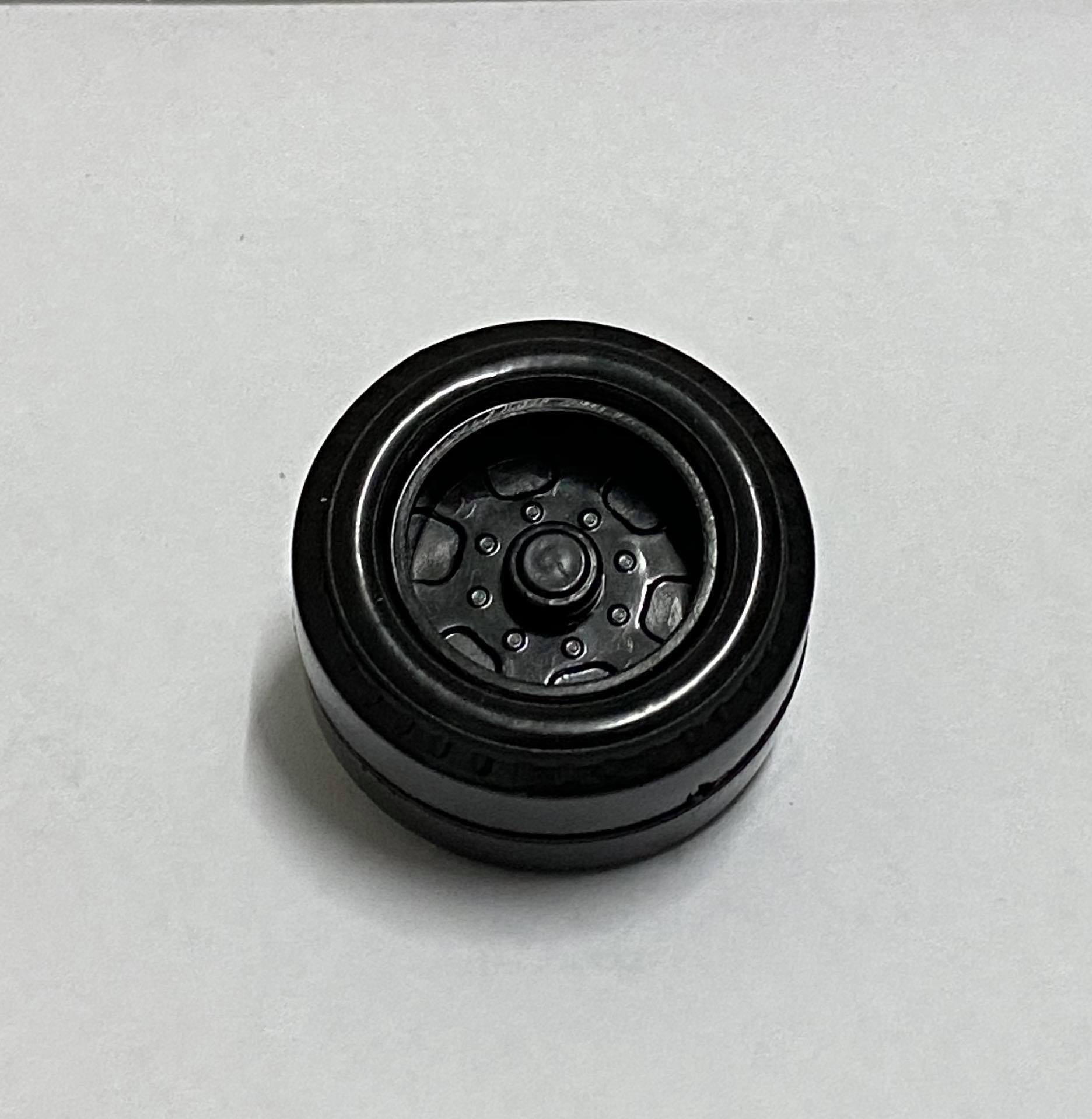 ล้อรถของเล่น P26 ล้อรถบรรทุกโมเดล truck wheel scale 1/24 ล้อไอหลง โมเดลล้อรถบรรทุก พลาสติก