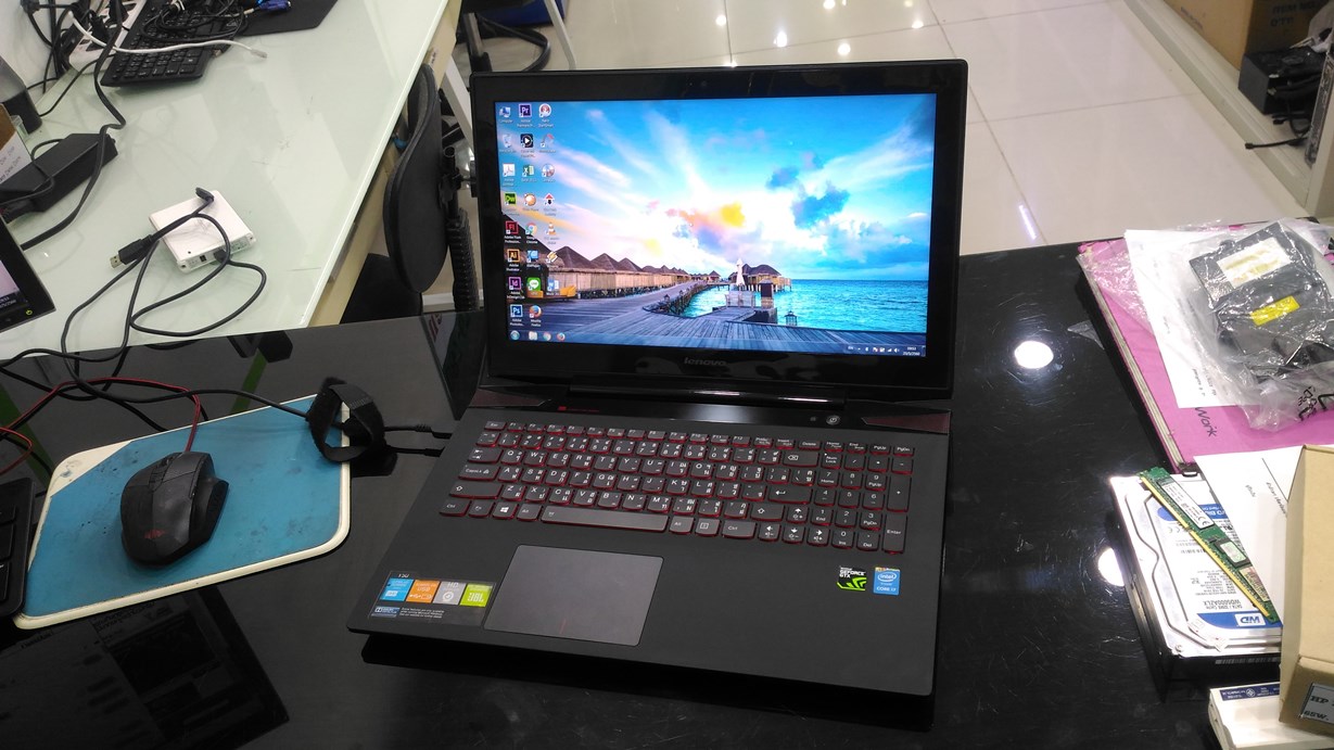 LENOVO Y50-70