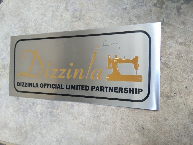 ป้ายบริษัทกัดกรด - Dizzinla Official