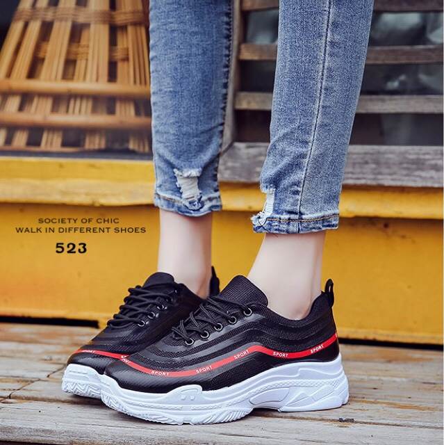 รองเท้าผ้าใบ Style Nike Air Max (สีดำ)