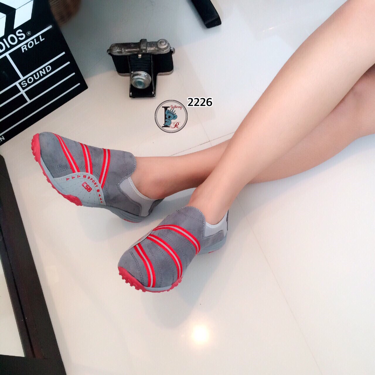 รองเท้าผ้าใบสุขภาพ CSB Two Tone (สีเทา)