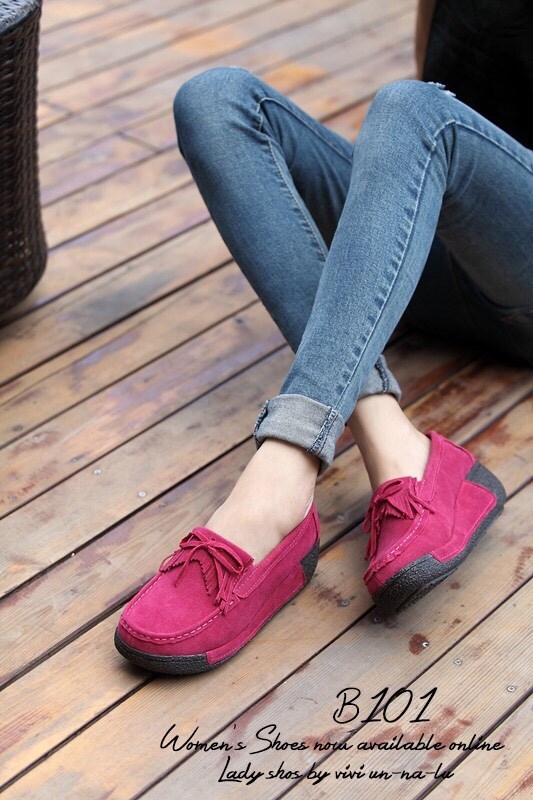 รองเท้าผ้าใบเตารีดหนังแท้ (สีแดง)
