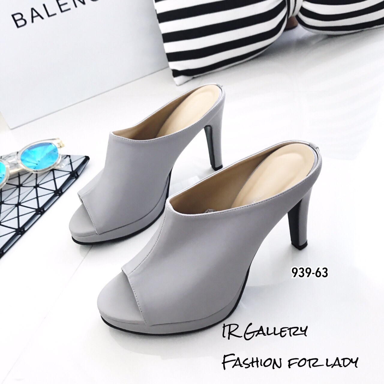 รองเท้าส้นสูงหนังนิ่มเปิดส้น (สีดำ)