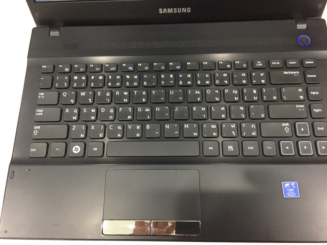 SAMSUNG NP305V4Z