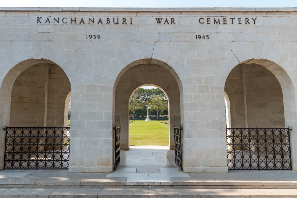 ขายโรงแรม 3 ดาว ขนาด 14 ห้อง ใน อ.เมือง จ.กาญจนบุรี บรรยากาศ เงียบ สงบ เหมาะสำหรับการพักผ่อน