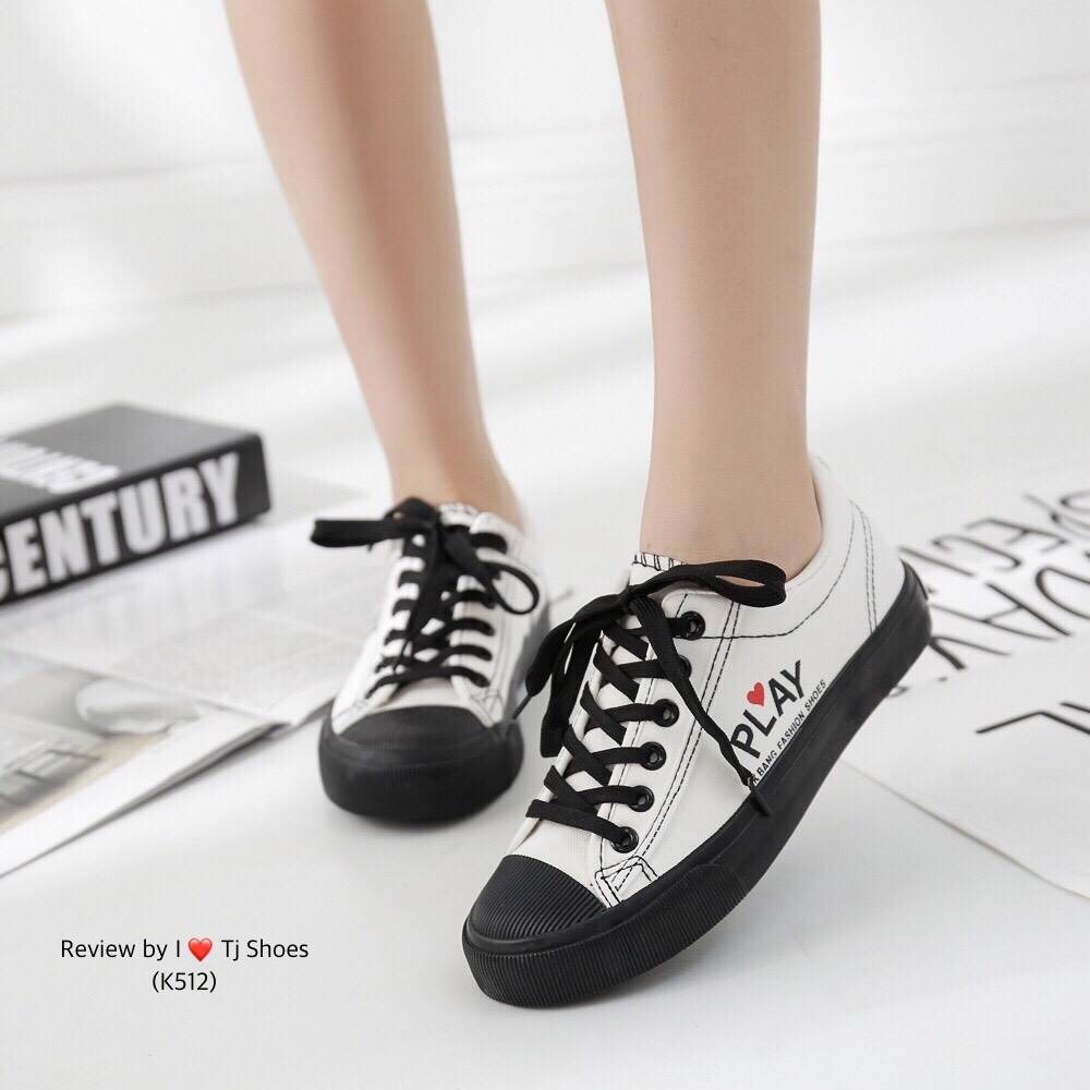 รองเท้าผ้าใบ Style Play Comme (สีขาว)