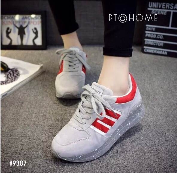 รองเท้าผ้าใบ Sport แถบทูโทน (สีดำ)