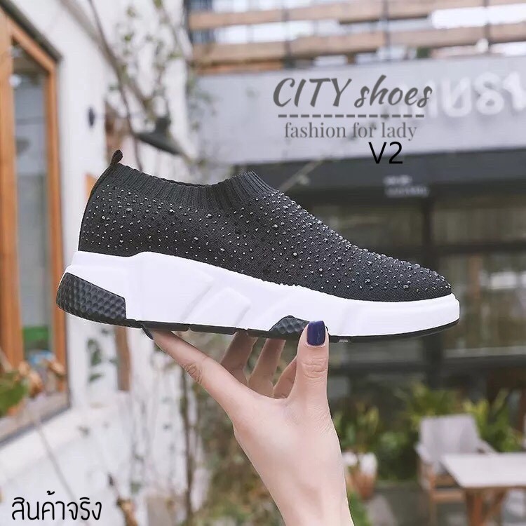 รองเท้าผ้าใบสวมแต่งคริสตัล